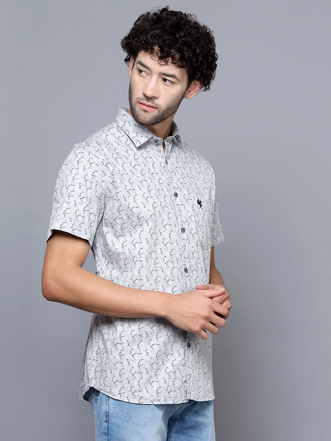 Men's Light Grey Casual Abstract Print Half Sleeve Shirt